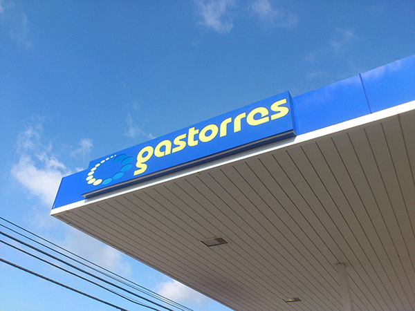 Rótulo luminoso marquesina